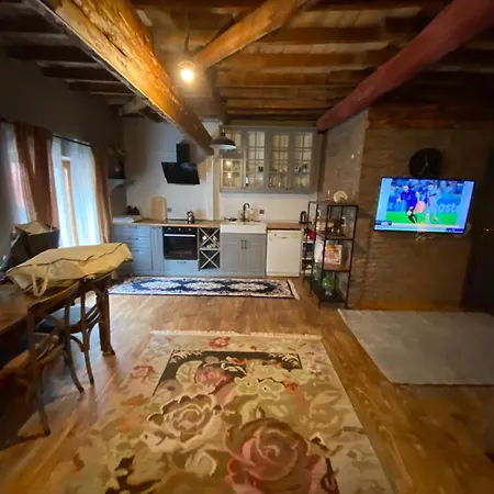 Cakirli Genis Aile Ve Gruplar Icin Mustakil Doga Evi *